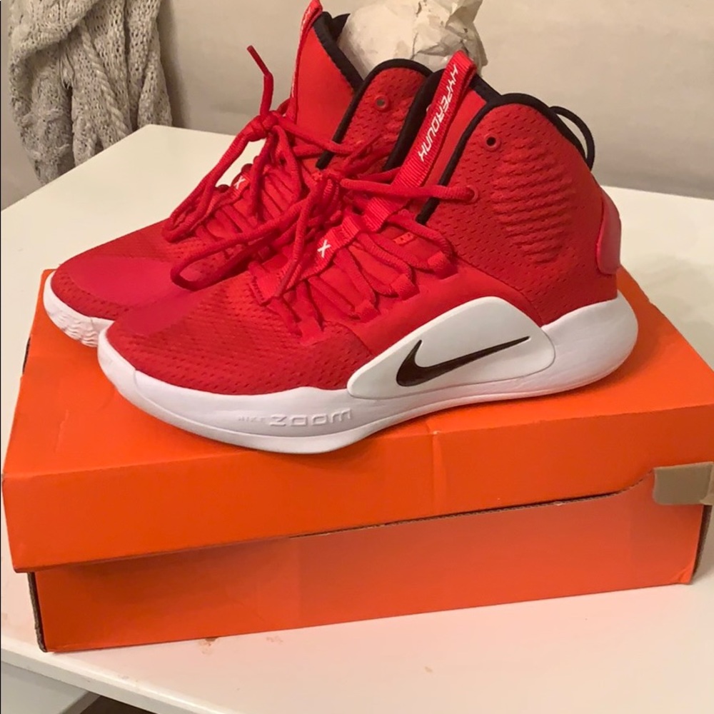 Nike Hyperdunk X TB Basketball Shoe- red-men’s 3.5